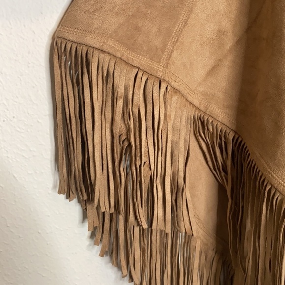 Nygard Women's Camel Color Faux Suede Fringed Shawl Western Boho One Size - Picture 3 of 8